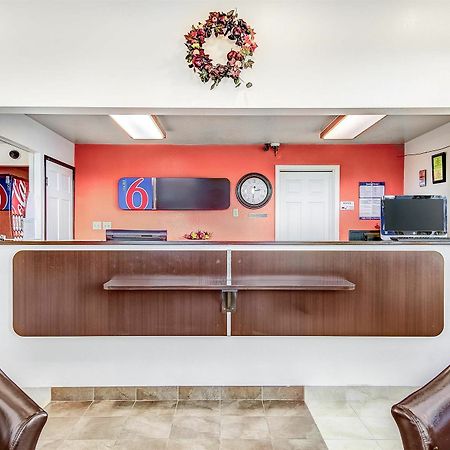 Motel 6-Colby, Ks Buitenkant foto