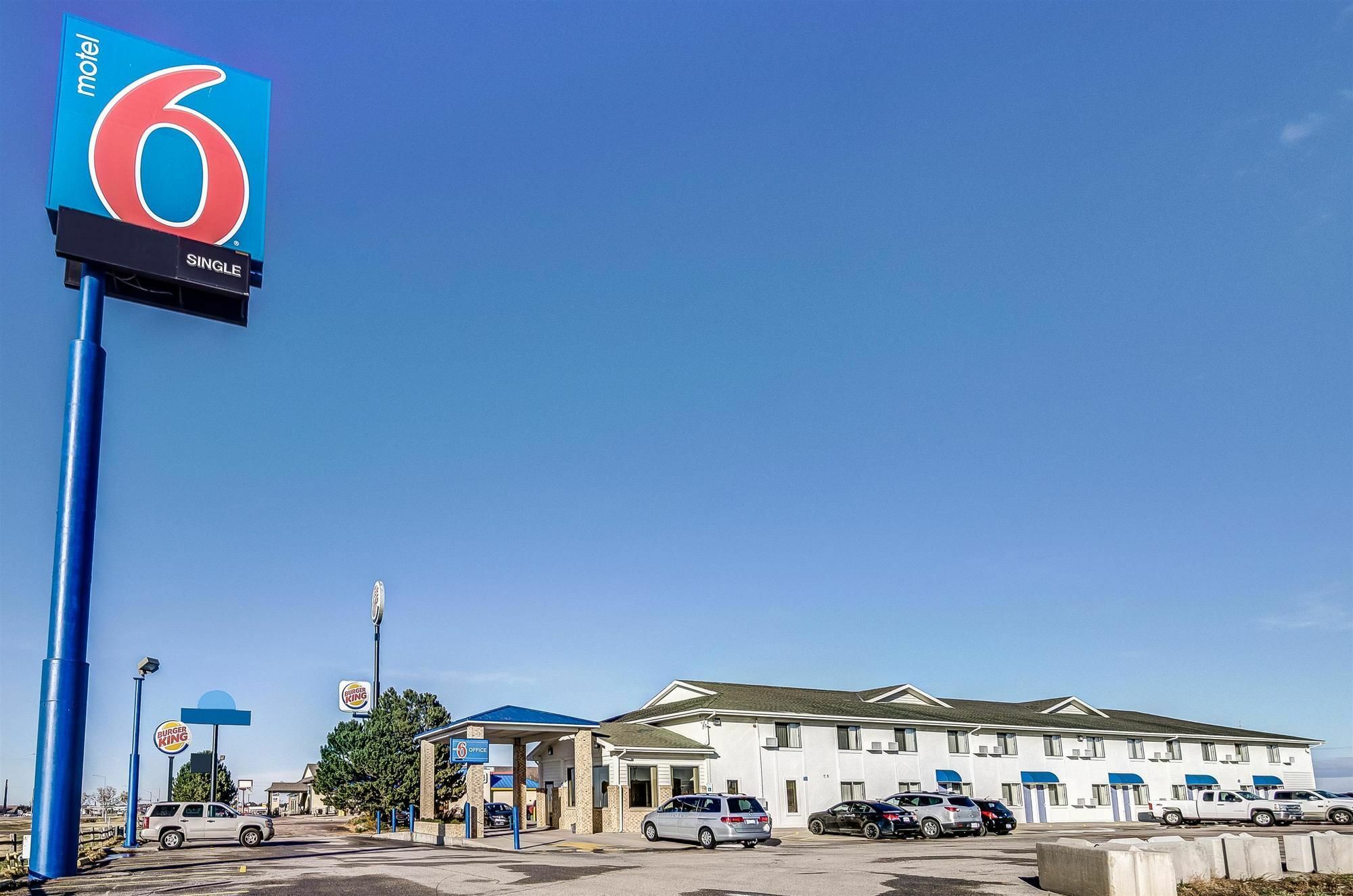 Motel 6-Colby, Ks Buitenkant foto